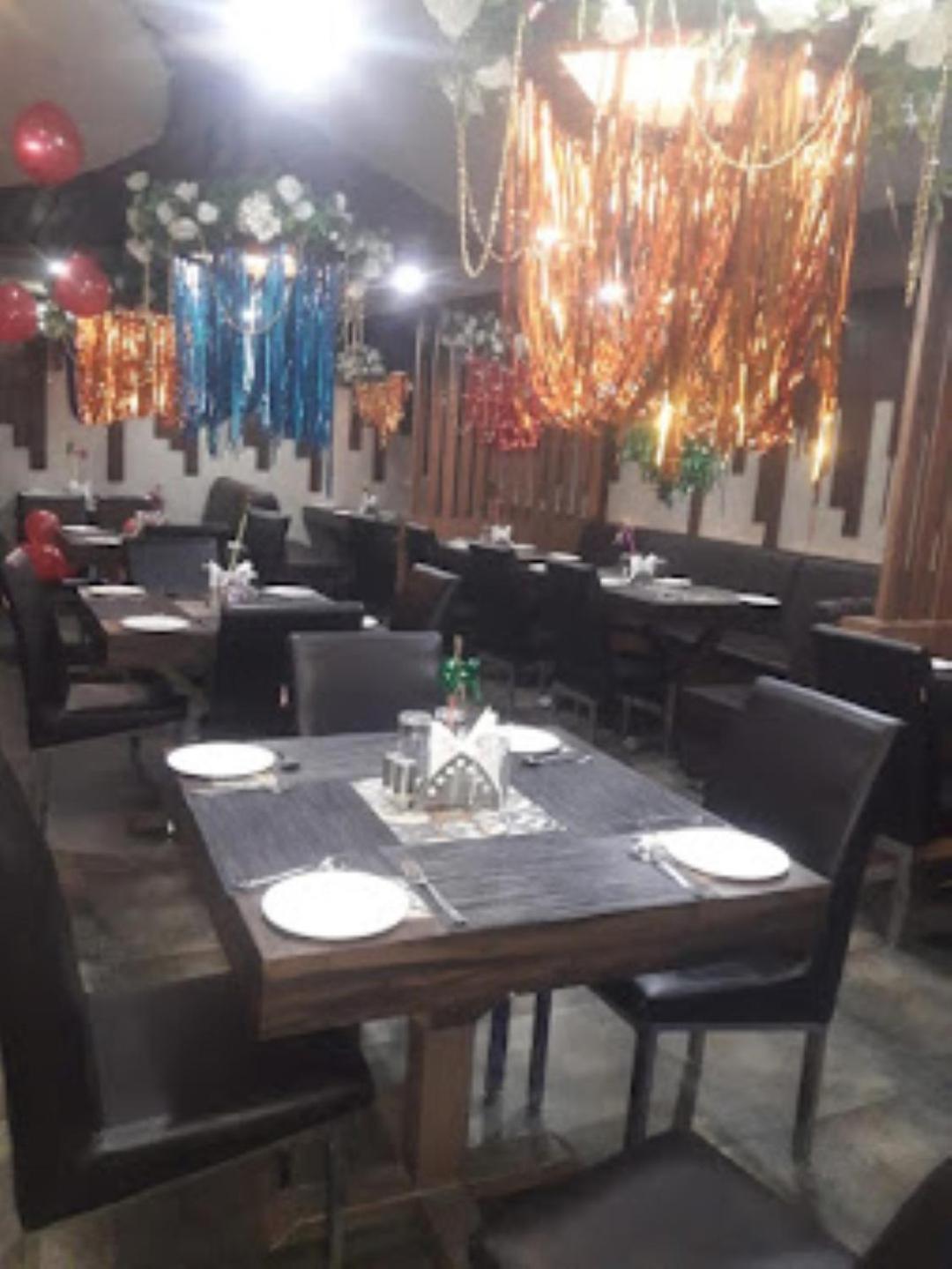The Gagan Plaza Hotel Kanpur Extérieur photo