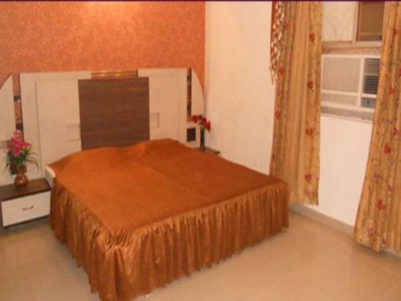 The Gagan Plaza Hotel Kanpur Extérieur photo