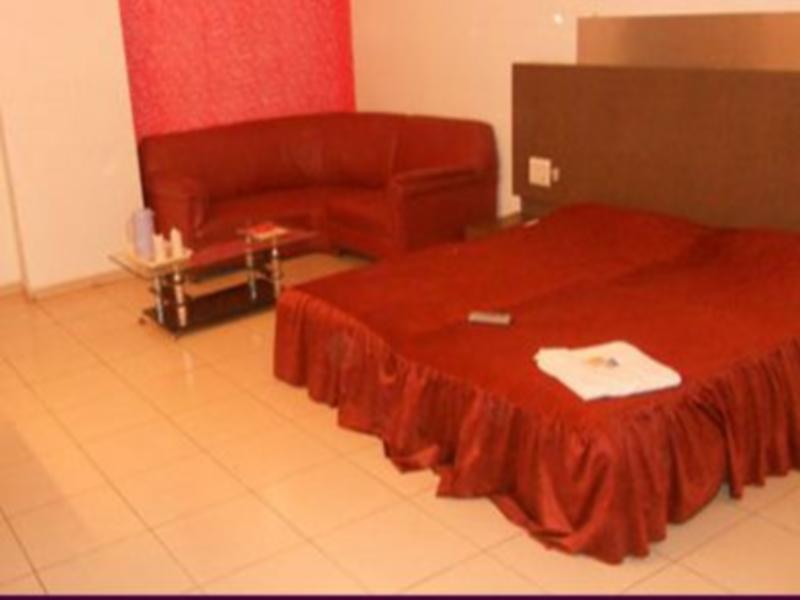 The Gagan Plaza Hotel Kanpur Extérieur photo